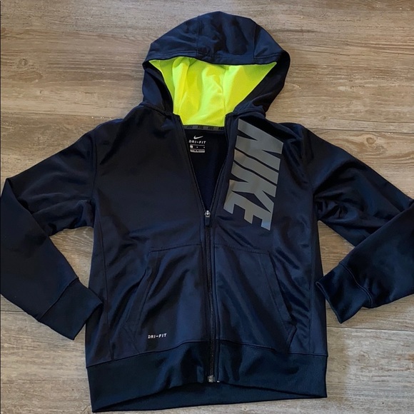 nike boys large